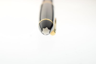 Lot 142 - Mont Blanc Meisterstück fountain pen and mechanical pencil