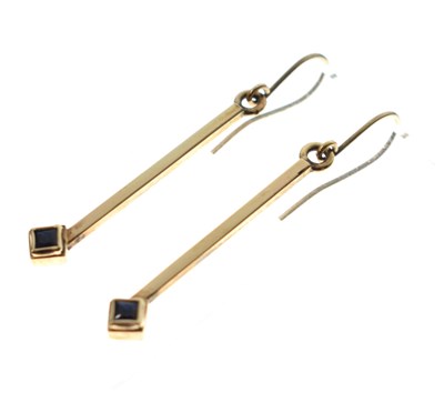 Lot 179 - Sapphire yellow metal drop earrings