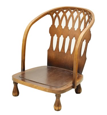 Lot 628 - 1920s/30s tub-back nursing chair