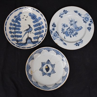 Lot 466 - Mid 18th century Bristol delftware plate, etc