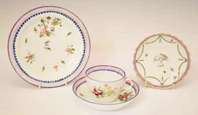 Lot 457 - Chelsea-Derby saucer, etc