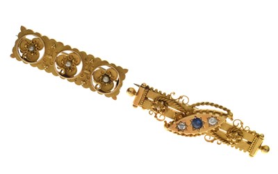 Lot 27 - Victorian Etruscan-style sapphire and diamond 15ct yellow gold brooch