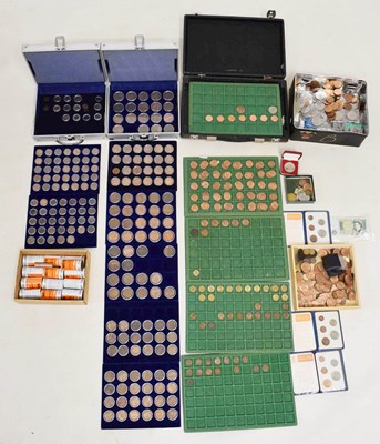 Lot 319 - Collection of mainly Elizabeth II GB coinage, commemorative medallions, etc