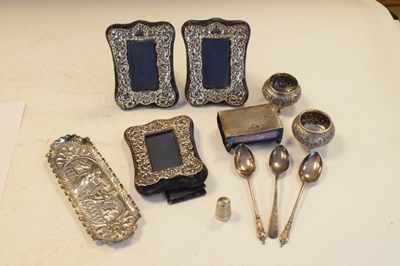 Lot 161 - Quantity of silver and white metal items to include