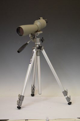 Lot 314 - Bushnell Spacemaster 60mm Prismatic Telescope and Velbon VE-3 tripod stand