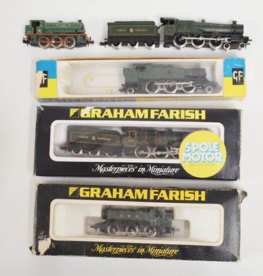 Lot 349 - Graham Farish - Two boxed N gauge railway trainset locomotives, and loose examples