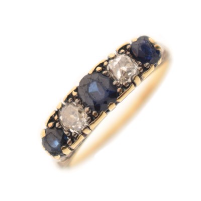 Lot 9 - Sapphire and diamond five-stone ring