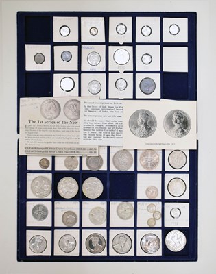 Lot 187 - Two trays of GB coins and medallions