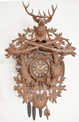 Lot 586 - Large 20th century cuckoo clock