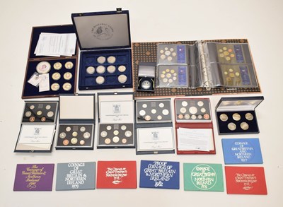 Lot 222 - Collection of Royal Mint year packs, etc