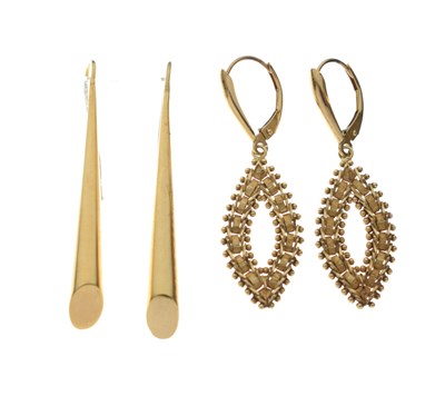 Lot 76 - Pair of drop earrings stamped '14K', and a pair of 9ct gold drop earrings