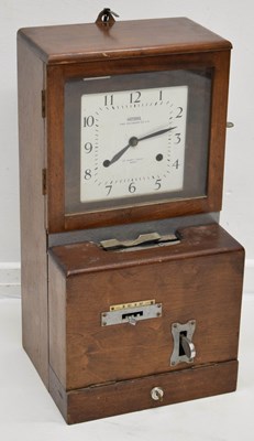 Lot 582 - Mid 20th century oak cased National Time Recorder Co Ltd clocking in clock