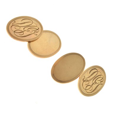 Lot 88 - Pair of 9ct gold cufflinks