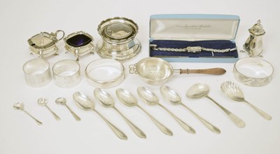 Lot 151 - Mixed group of silver to include a three-piece condiment set, etc