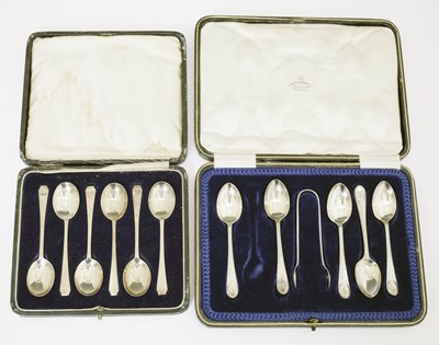 Lot 165 - Cased set of six George V silver teaspoons, etc