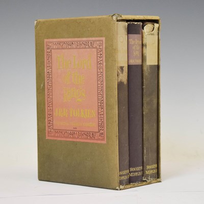 Lot 463 - J.R.R. Tolkien - 'The Lord of the Rings' Trilogy, second US edition 1965