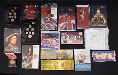 Lot 213 - Seventeen Royal Mint presentation coin packs, commemorative crowns and year packs