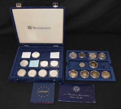 Lot 194 - Collection of USA silver coins to include American Eagle Silver Dollars, Marshall Island Kennedy $5, etc