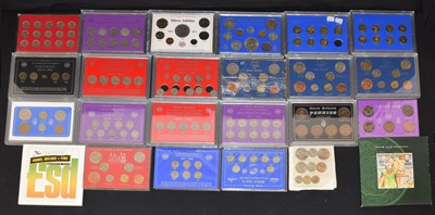 Lot 207 - Collection of GB coins in presentation cases