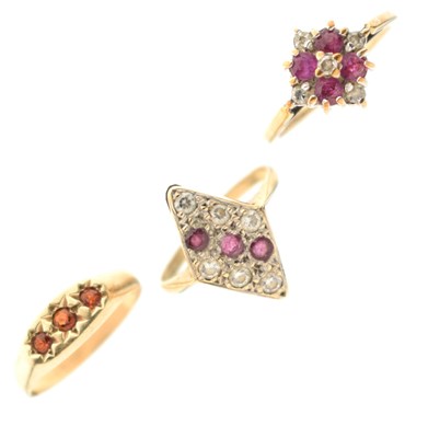 Lot 23 - Three gem-set 9ct gold rings