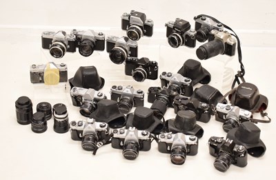 Lot 222 - Mixed quantity of cameras and lenses