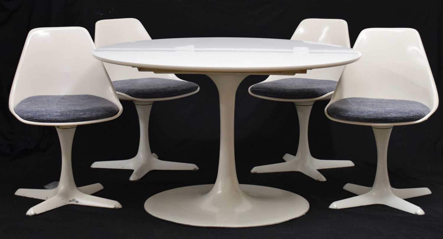 Lot 481 - Maurice Burke for Arkana - Circa 1960s extending Tulip table