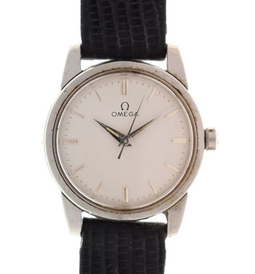 Lot 99 - Omega - Gentleman's vintage stainless steel wristwatch