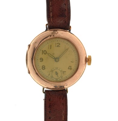 Lot 103 - Early 20th century gentleman's 9ct gold cased wristwatch