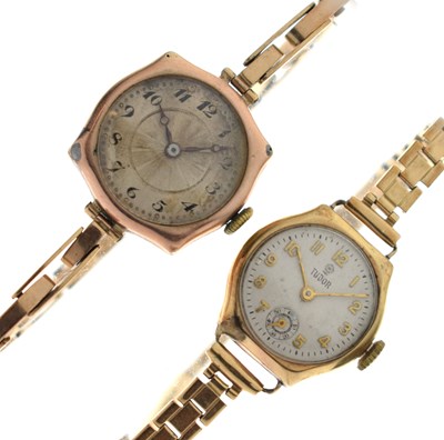 Lot 108 - Tudor - Lady's 1940s 9ct gold cased bracelet watch