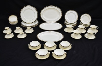 Lot 271 - Minton Newbury pattern bone china tea service