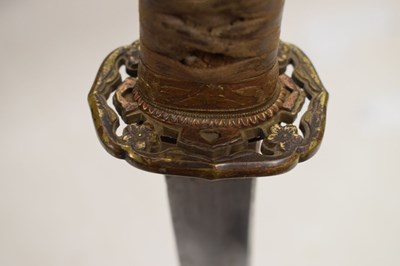 Lot 196 - Japanese officer's sword katana
