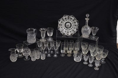 Lot 263 - Mixed quantity of cut glass and table glass