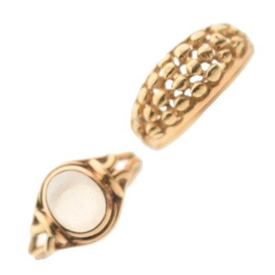 Lot 15 - Two 9ct gold dress rings