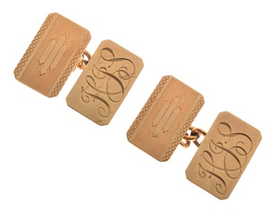 Lot 64 - Pair of South African 9ct gold rectangular cufflinks