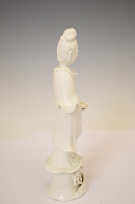 Lot 313 - Chinese carved rootwood figure of Shoulao and blanc de chine Kwanyin