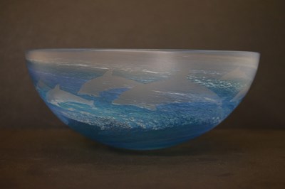 Lot 443 - Malcolm Sutcliffe (b.1954), contemporary studio glass cameo bowl