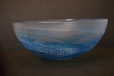Lot 443 - Malcolm Sutcliffe (b.1954), contemporary studio glass cameo bowl