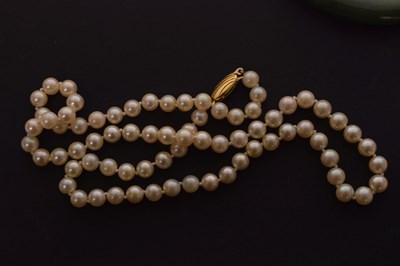 Lot 148 - Cultured pearl necklace with 9ct gold clasp, etc