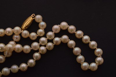 Lot 148 - Cultured pearl necklace with 9ct gold clasp, etc