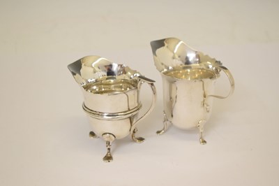 Lot 200 - Victorian heart shaped bonbon dish, two cream jugs etc