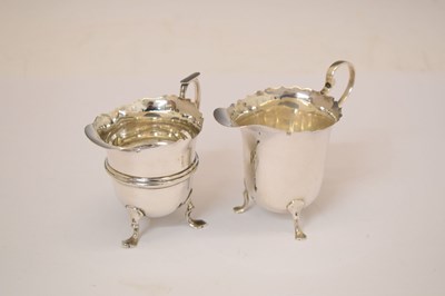 Lot 200 - Victorian heart shaped bonbon dish, two cream jugs etc