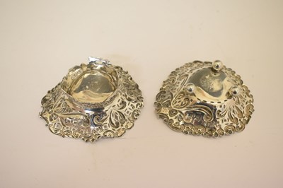Lot 200 - Victorian heart shaped bonbon dish, two cream jugs etc