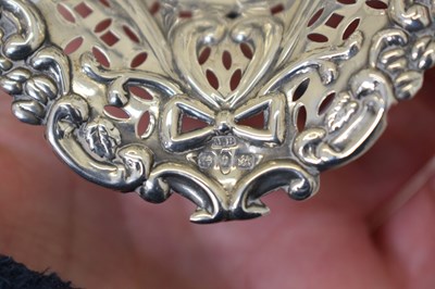 Lot 200 - Victorian heart shaped bonbon dish, two cream jugs etc