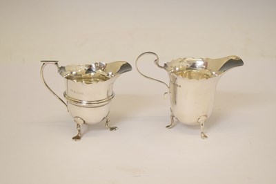 Lot 200 - Victorian heart shaped bonbon dish, two cream jugs etc