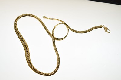 Lot 82 - 9ct gold graduated curb link necklace