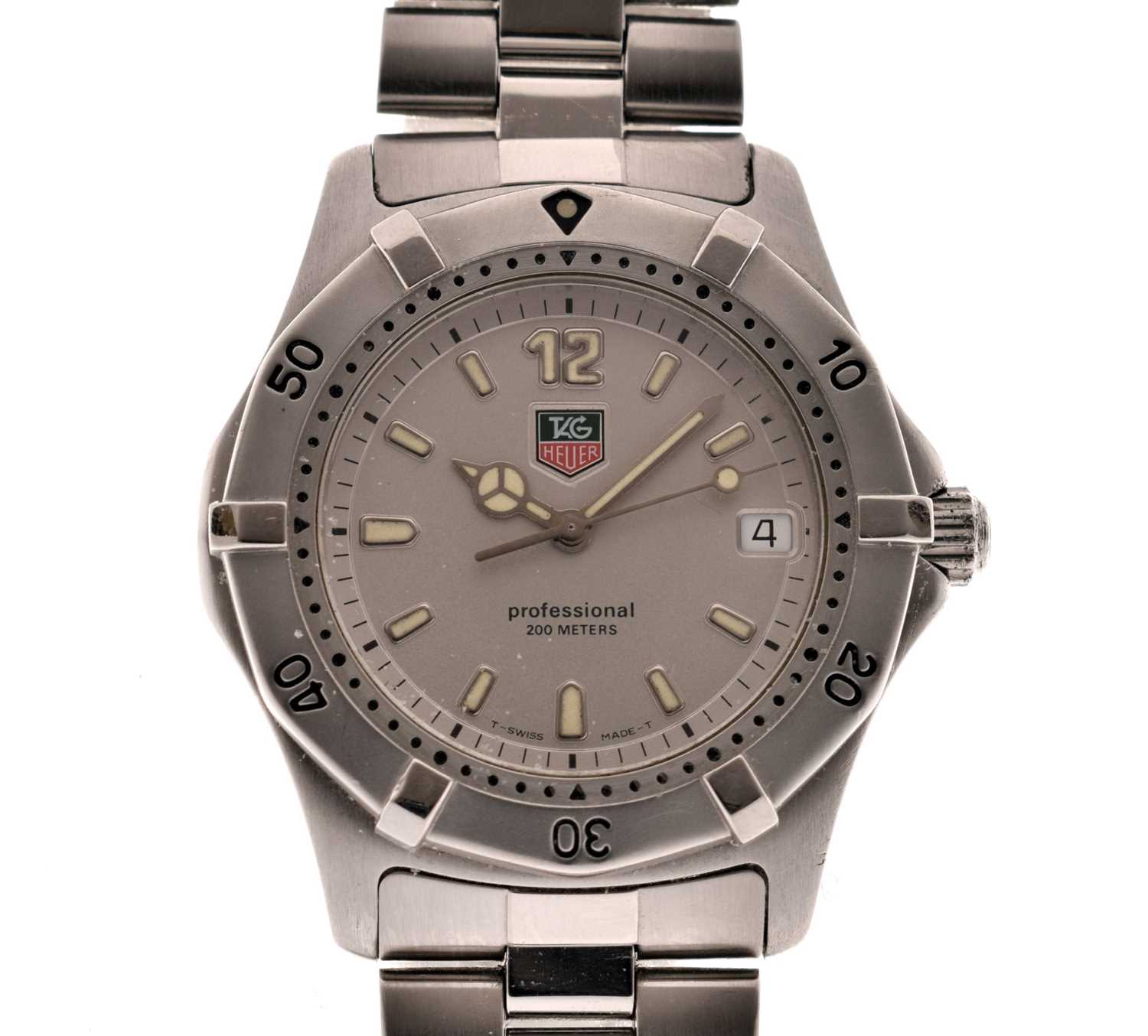 Lot 96 - Tag Heuer - Gentleman's Professional stainless steel bracelet watch, model 2000