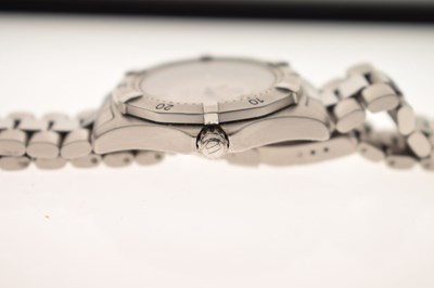 Lot 96 - Tag Heuer - Gentleman's Professional stainless steel bracelet watch, model 2000