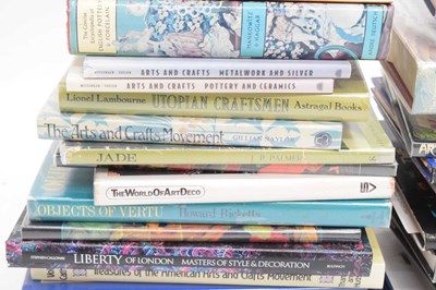 Lot 695 - Large collection of works relating to art deco, antiques, and collectors items and guidebooks