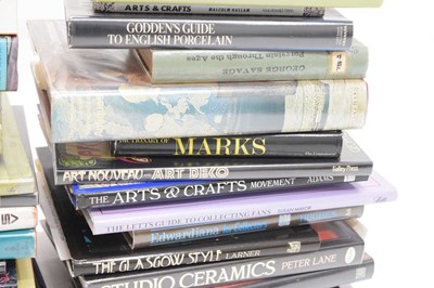 Lot 695 - Large collection of works relating to art deco, antiques, and collectors items and guidebooks