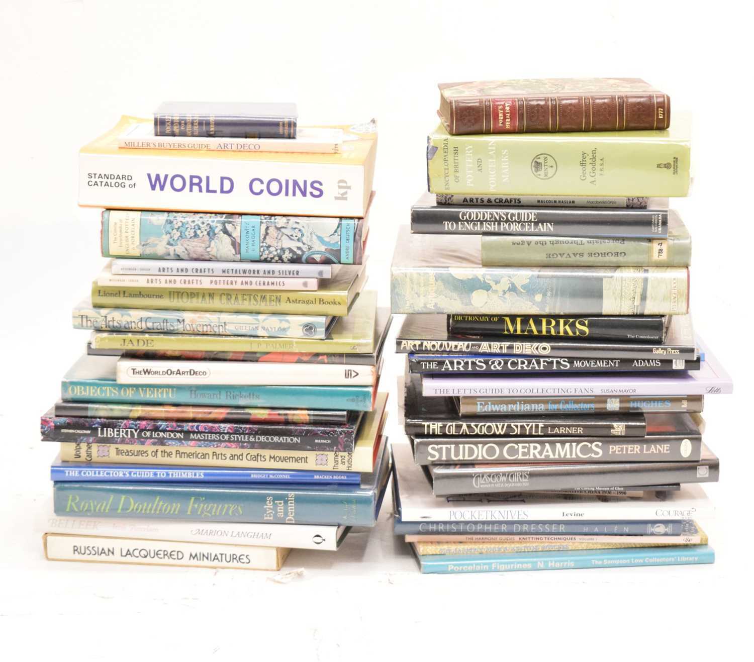 Lot 695 - Large collection of works relating to art deco, antiques, and collectors items and guidebooks